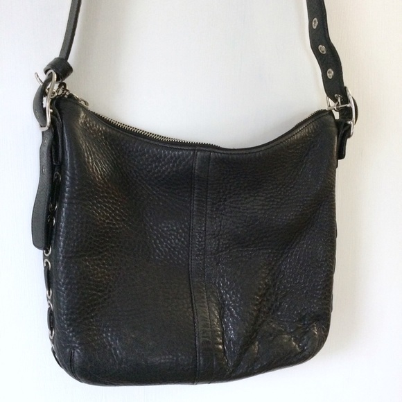 SOLD! Vintage Black Leather Coach Crossbody Bag - Picture 4 of 5